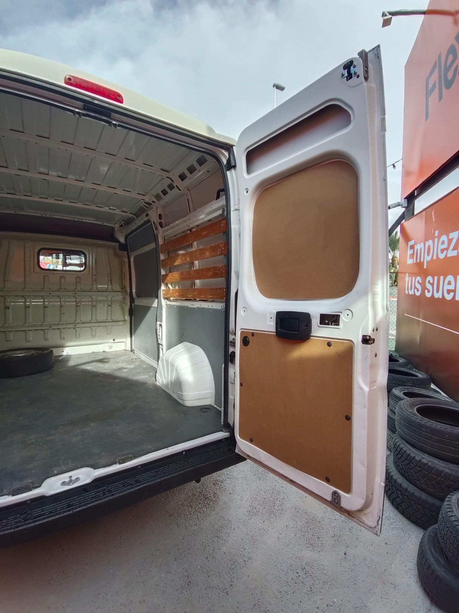 WhatsApp Image 2026-01-17 at 22.57.02 (2)