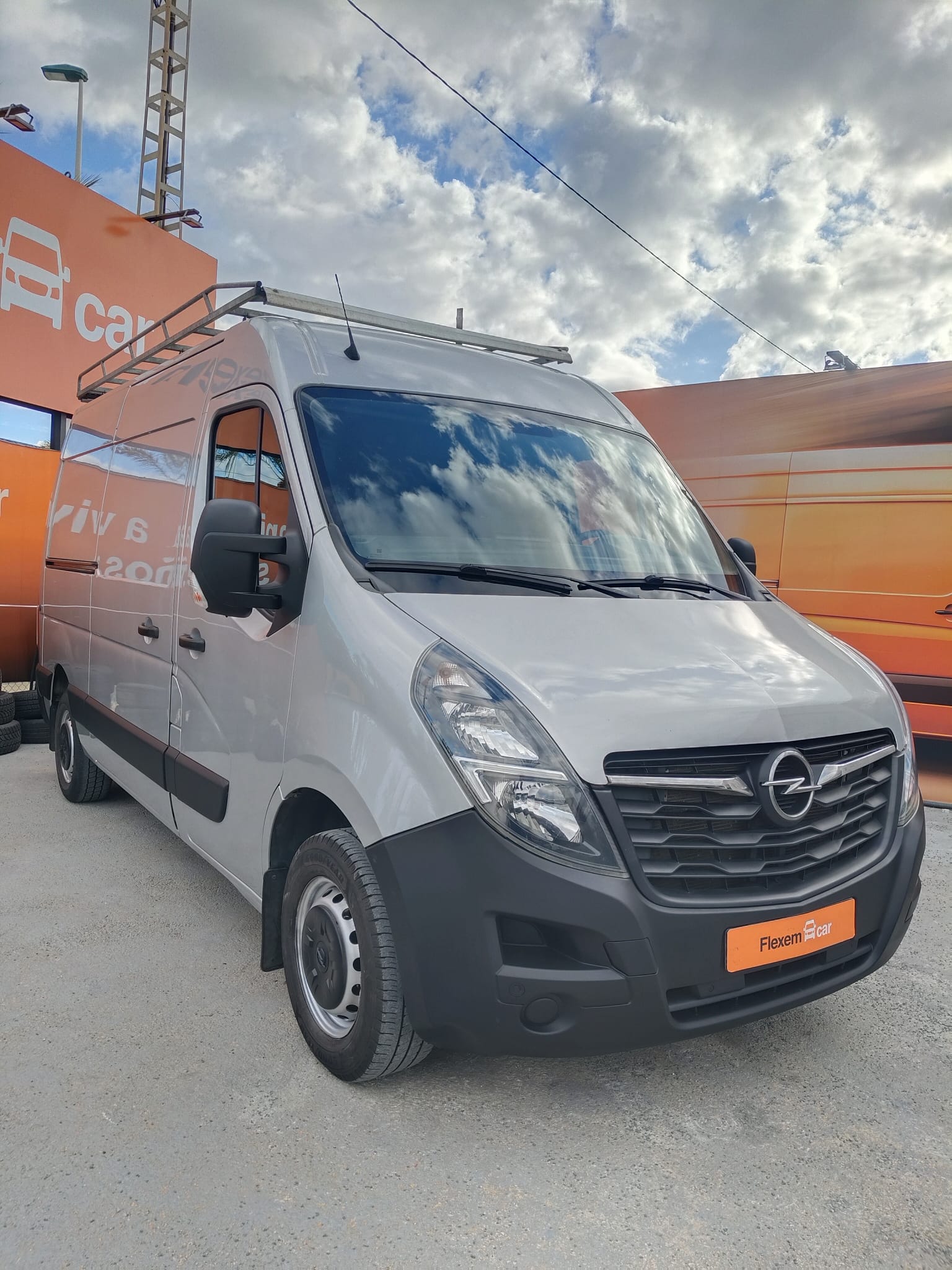 WhatsApp Image 2026-01-18 at 16.38.35