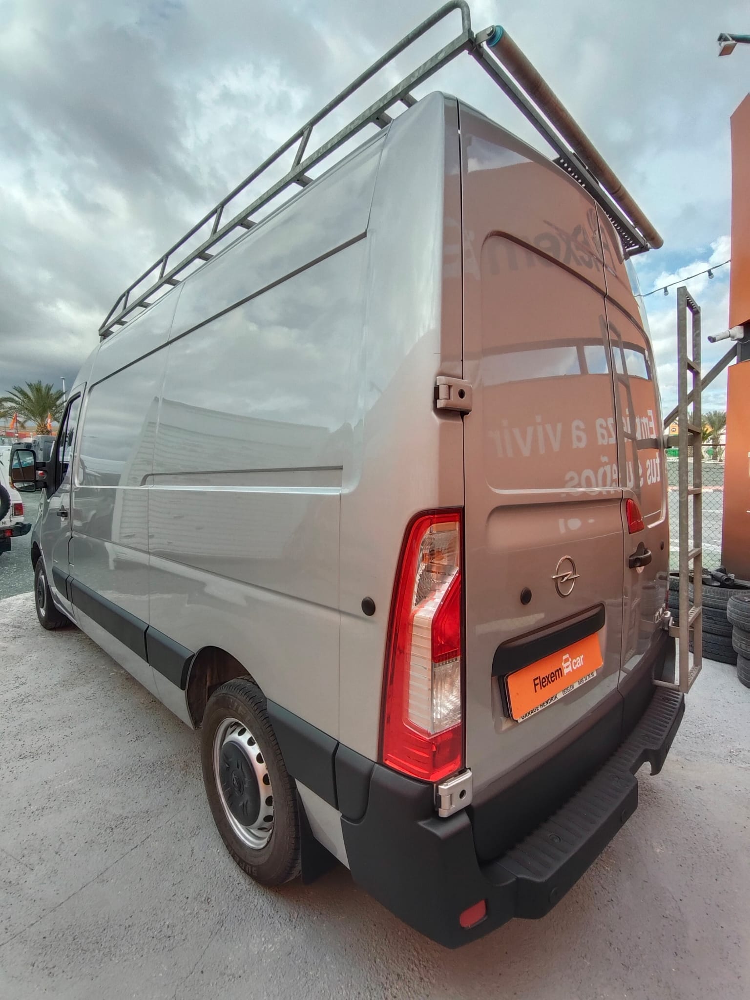 WhatsApp Image 2026-01-18 at 16.38.36 (1)