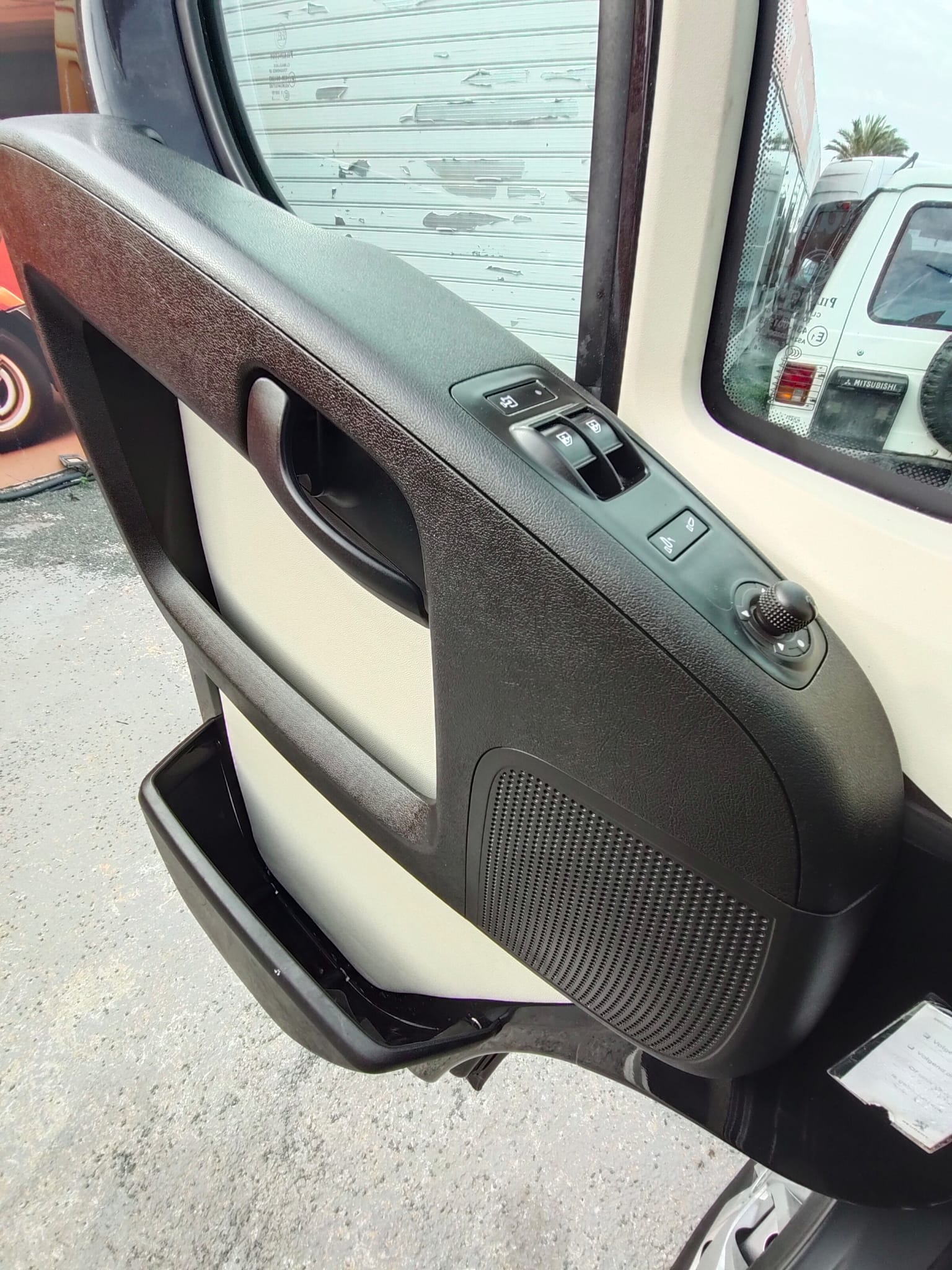 WhatsApp Image 2026-01-21 at 14.12.04 (3)