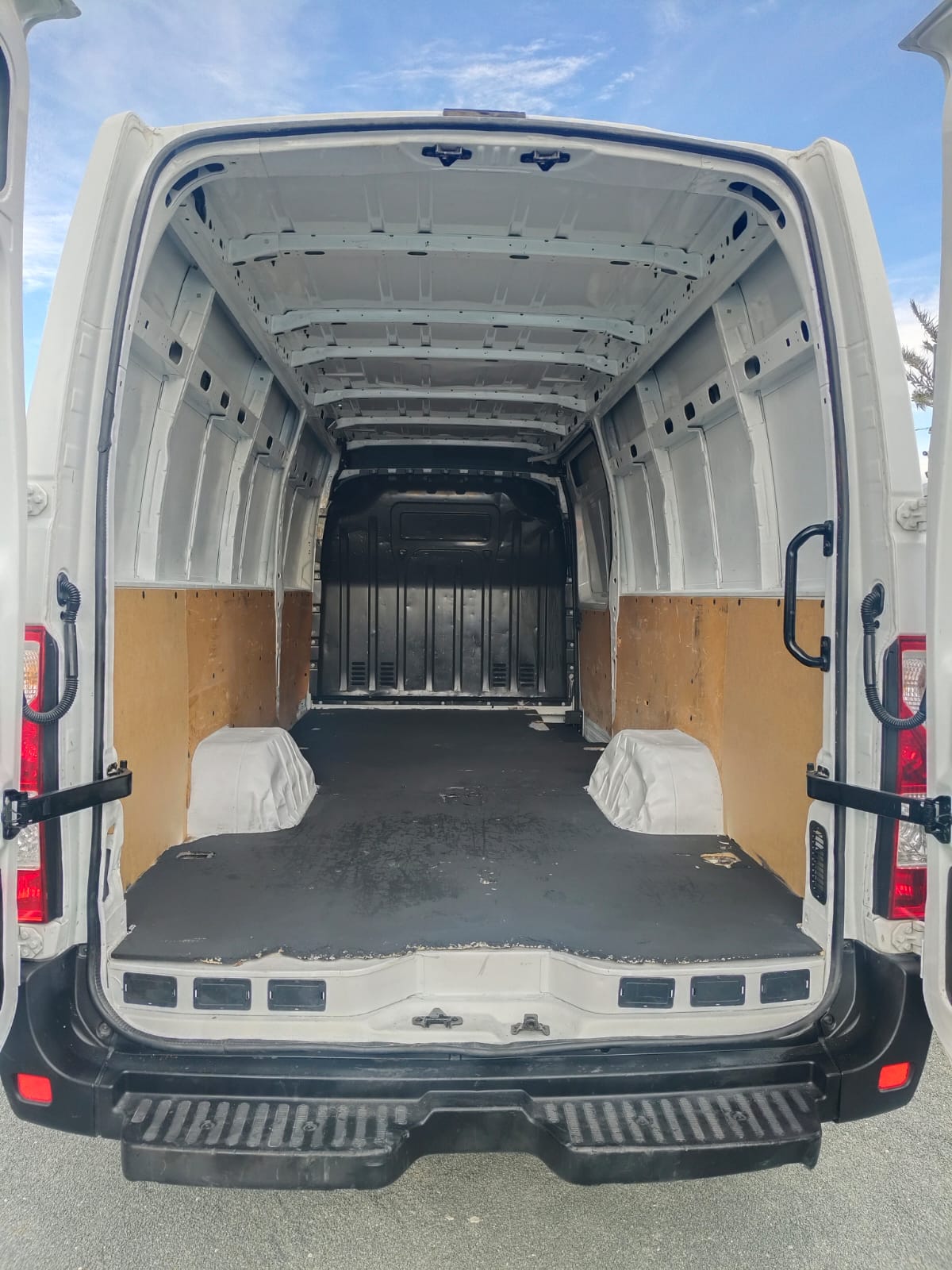 WhatsApp Image 2026-02-16 at 13.47.28