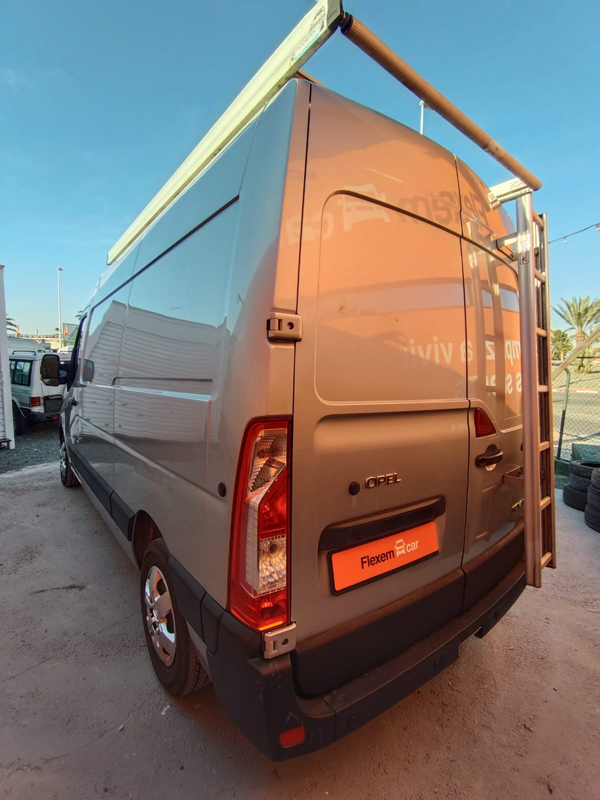 WhatsApp Image 2026-02-23 at 17.18.05